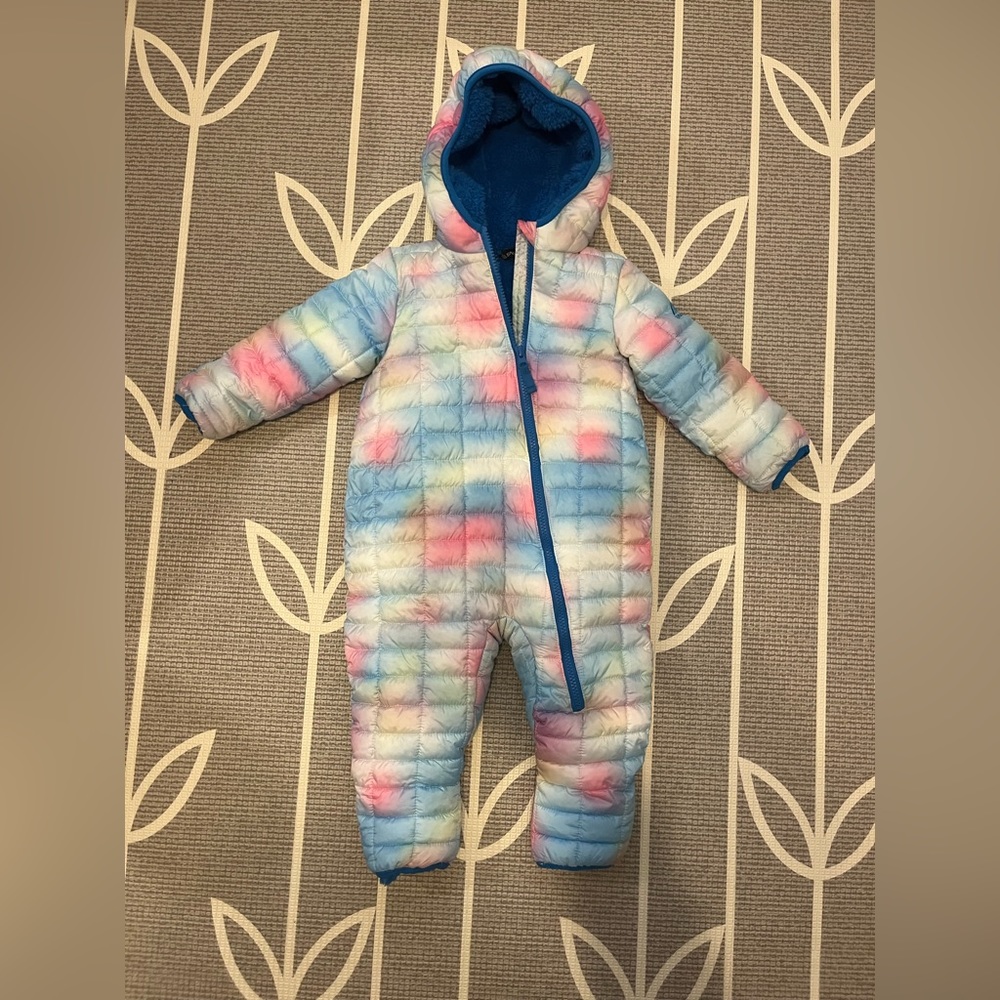 Snow suit